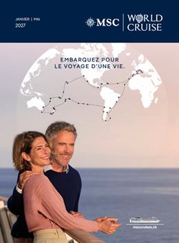 Un couple profite d'un moment romantique avec l'océan en arrière-plan | MSC Cruises