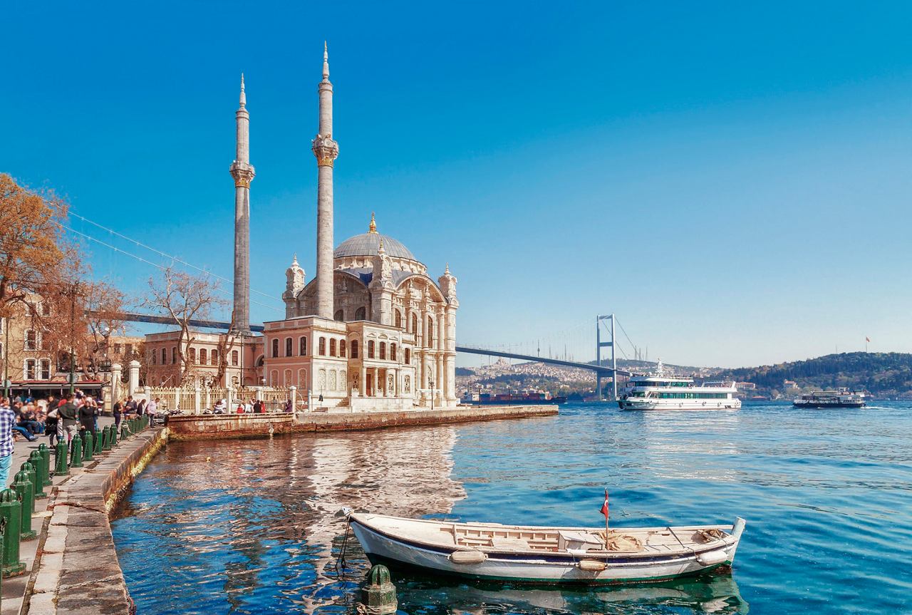 Cruises to Turkey, Ortaköy Mosque in Istanbul | MSC Cruises