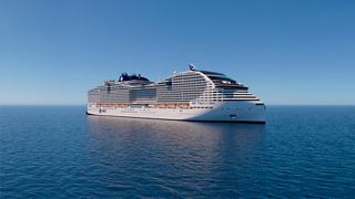 La MSC World Asia naviga serenamente sul mare blu | MSC Crociere