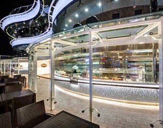 MSC Grandiosa Guests at the Atmosphere Bar on board | MSC Cruises