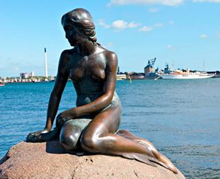 Vue pittoresque du navire de croisière MSC en mer | MSC Croisières