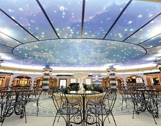 Restaurante y bar Piazza San Giorgio, MSC Fantasia | MSC Cruceros