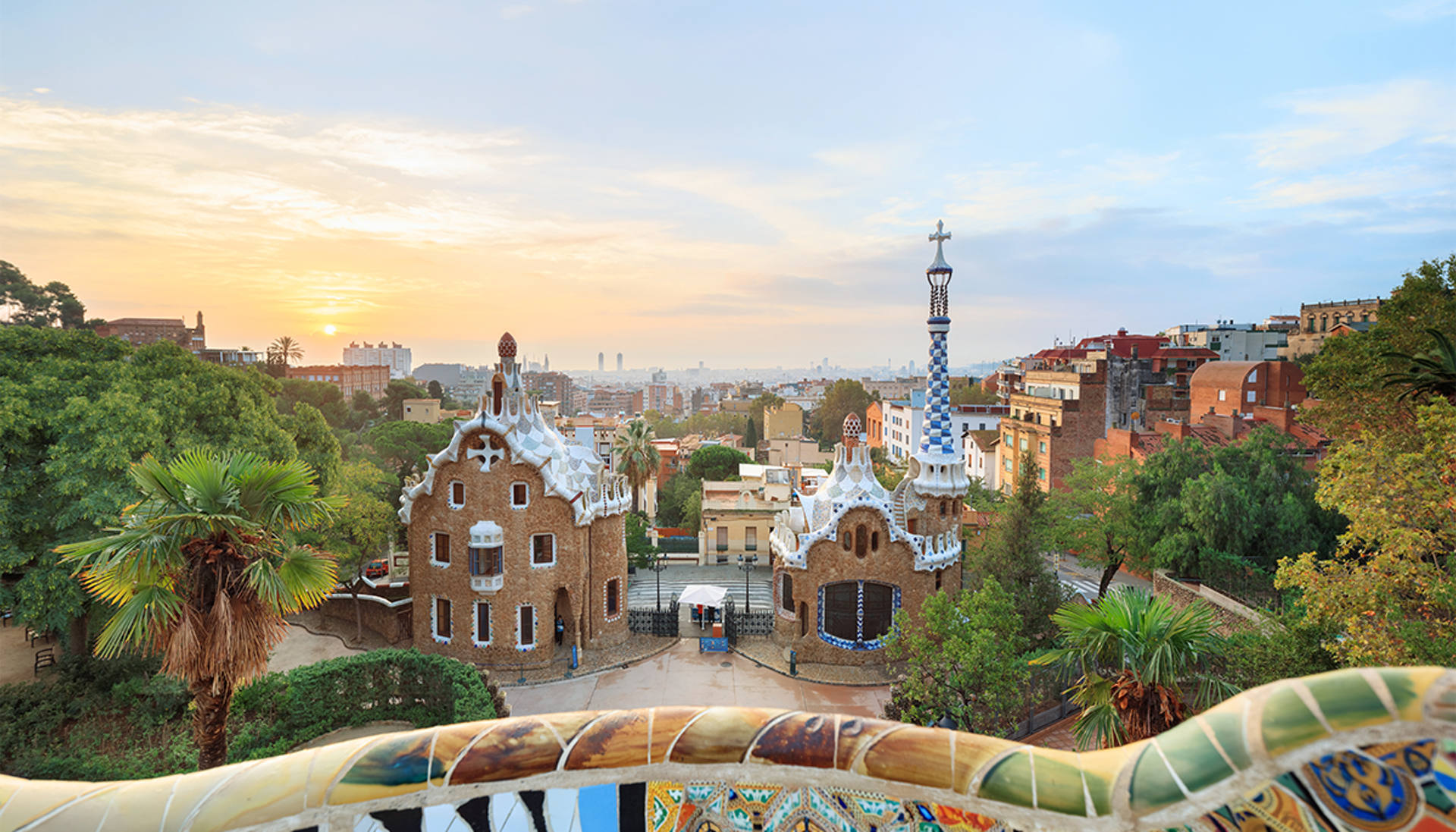 Mediterranean scenery with architecture and greenery at sunset | MSC Cruises