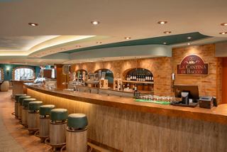 Bar with comfortable seating and inviting ambiance on MSC Divina | MSC Cruises