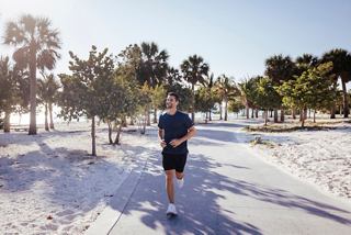 Yoga class on the beach | MSC Cruises