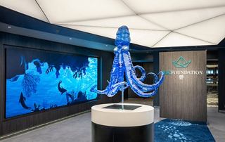 Interaktive Installation mit maritimen Motiven, die zur Entdeckung und Erfahrung anregt | MSC Cruises