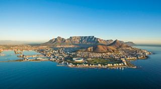 Aerial view of Cape Town with Table Mountain and the sea in the background | MSC Cruises