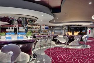 A stylish bar area on the MSC Meraviglia featuring a welcoming atmosphere for relaxation and socialising | MSC Cruises
