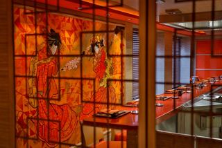 A vibrant interior view of the Kaito Teppanyaki restaurant on MSC Virtuosa, showcasing its inviting atmosphere | MSC Cruises