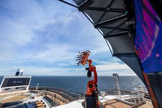 Aqua park with water slides and pools for all ages | MSC Cruises