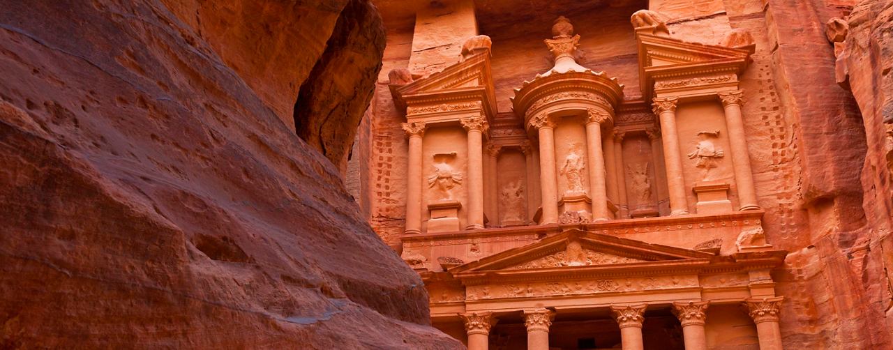 The ancient El Khasneh temple in Petra, Jordan, carved into the rock | MSC Cruises