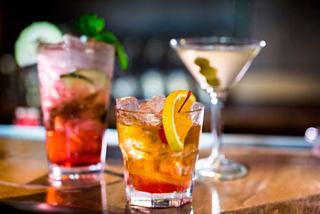 A selection of vibrant cocktails awaits at the La Prua Piano Bar on MSC Splendida | MSC Cruises
