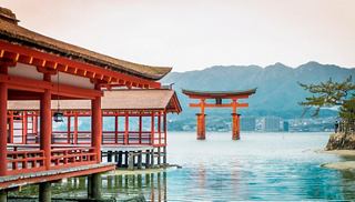 Japan, Hiroshima - Miyajima Tori gate