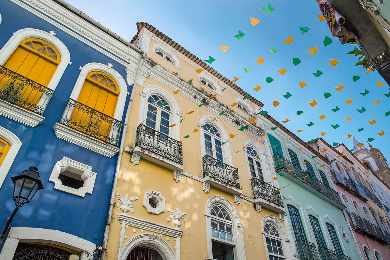 Bunte Gebäude im Herzen von Salvador, Brasilien | MSC Cruises
