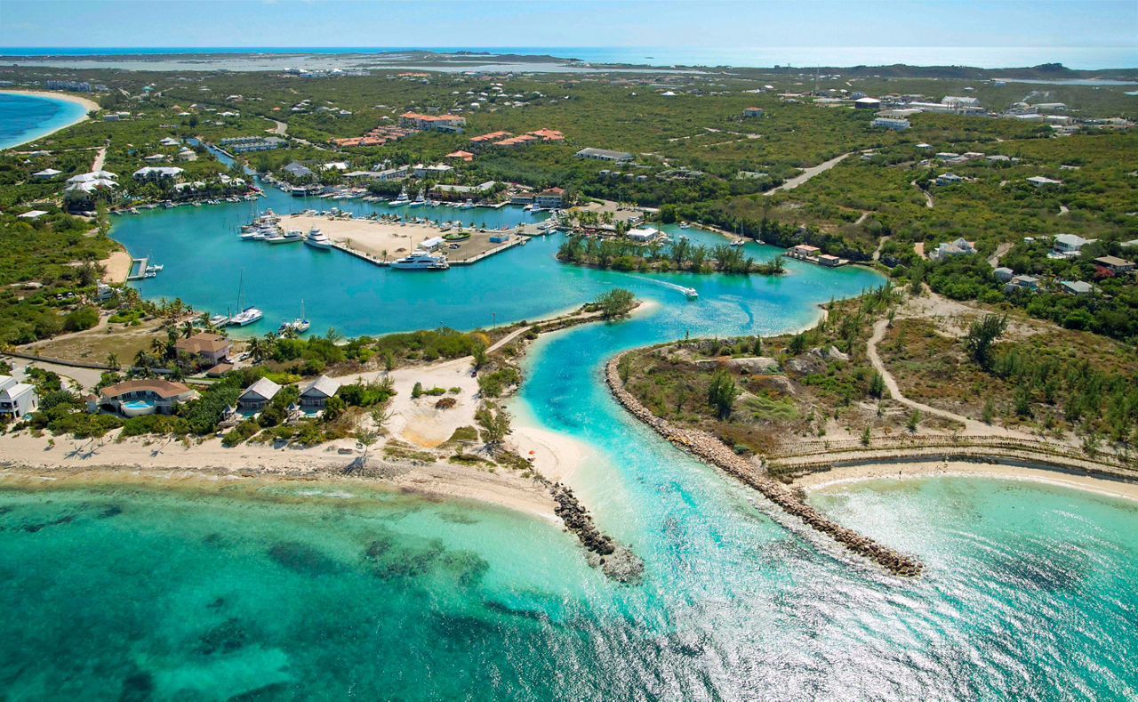 Breathtaking view of the beach and crystal-clear waters of Turks and Caicos | MSC Cruises