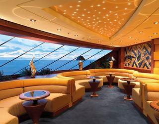 MSC Splendida Restaurant and bar inside the Yacht Club Top Sail Lounge | MSC Cruises