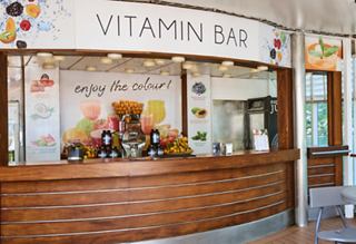Vitamin bar offers a variety of healthy drinks and snacks | MSC Cruises
