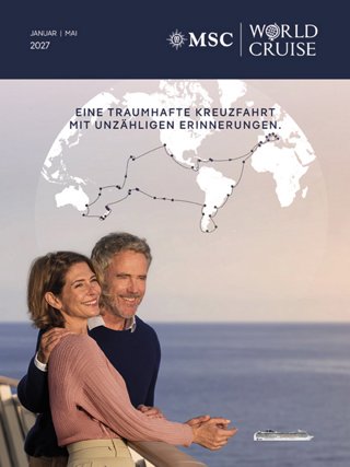Ein Paar genießt einen romantischen Moment vor einer schönen Meersicht | MSC Cruises